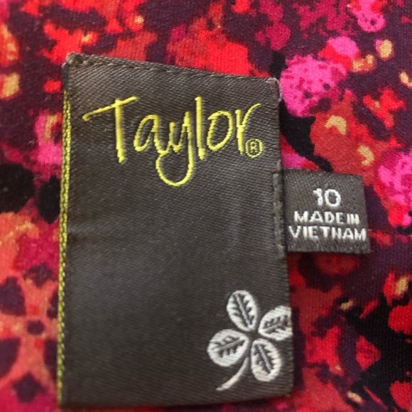 TAYLOR dress 🌺 - Picture 10 of 12